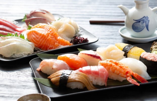 The Easiest Way to Plan a Praise-Worthy Lunch for Your Next Team Meeting